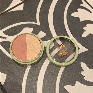 NWOT Pixi by Petra blush / highlighter combo